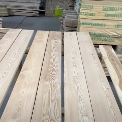 Доска террасная лиственница гладкая 28*142*2500, сорт АВ (0,355м2)